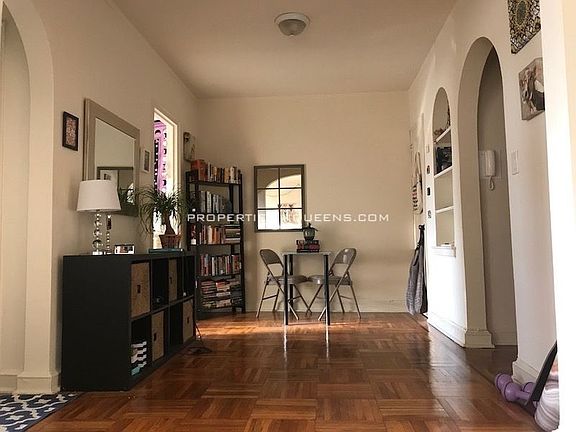 5th image of 7001 113th St APT 7G