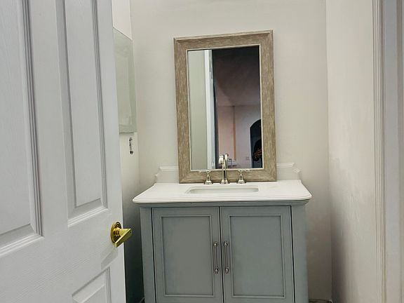 5th image of 158 Bella Vista Way