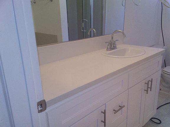 5th image of 11815 Mayfield Ave