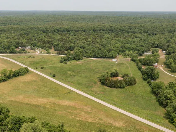 11126 SE 400 Road, Osceola, MO 64776