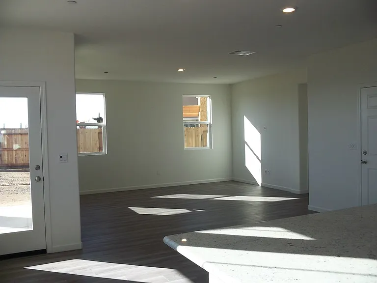 7105 Encore Way — Photo 3