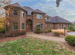 701 Lindwood Dr, Greensburg, PA 15601