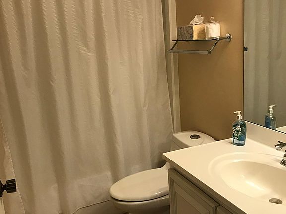 3rd image of 19450 Gulf Blvd APT 902