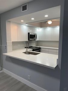 12800 SW 7th Ct APT 313G, Hollywood, FL, 33027