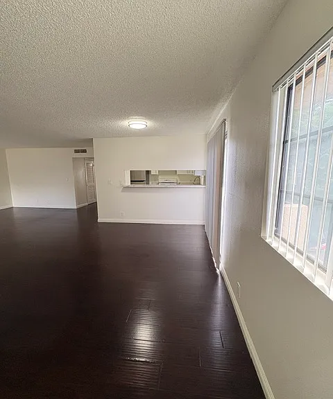 9129 Tobias Ave #212 — Photo 16
