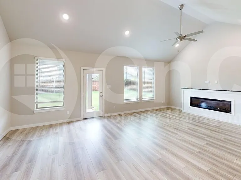 252 Hope Orchards Dr — Photo 3