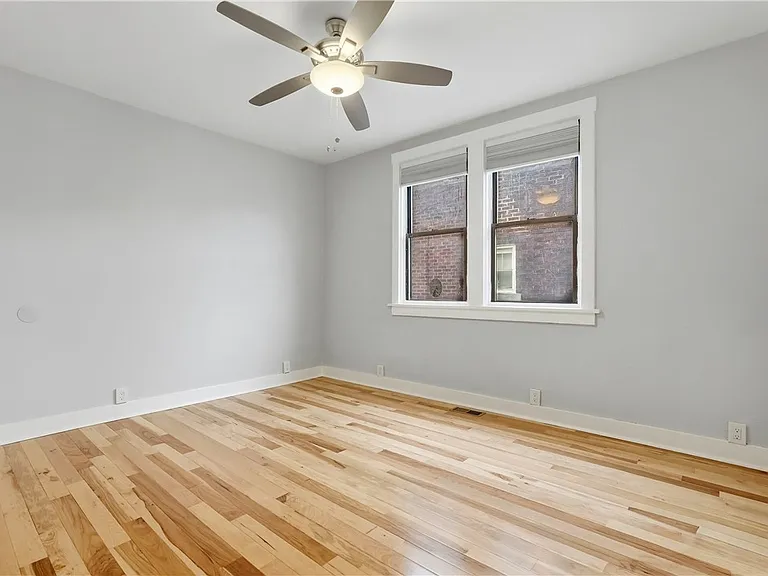 1900 Maple St #4 — Photo 7