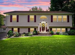 74 E Crossman Ave, Monroe, NY 10950