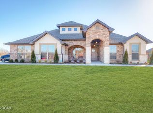 1810 W Fountain Rd, Webb City, MO 64870