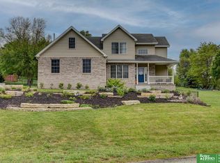 1123 Beaver Lake Blvd, Plattsmouth, NE 68048