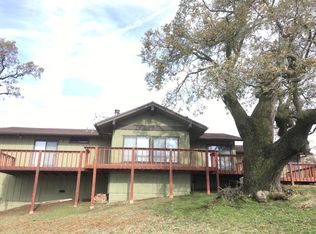 30360 Rollingoak Dr, Tehachapi, CA 93561