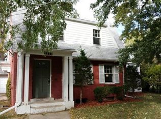 2111 Vernon St, Rockford, IL 61103