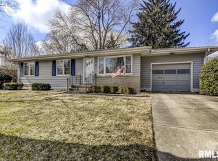 909 Westview Dr, Springfield, IL 62704