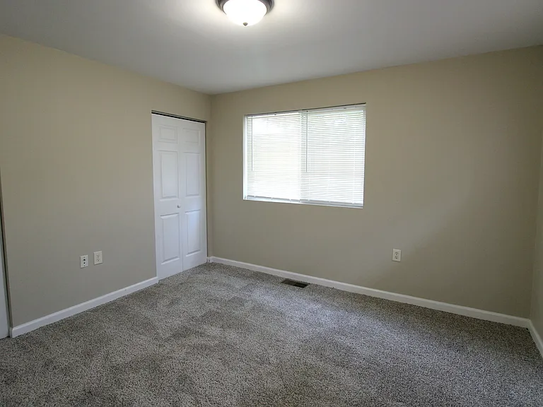 2829 Bahns Dr — Photo 7