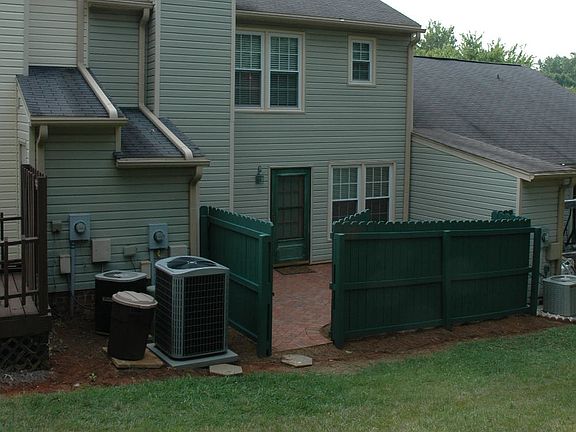 Patio & Fenced Yard