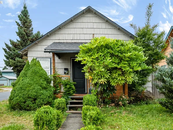 303 22nd Ave, Longview, WA 98632