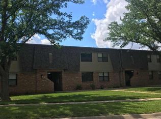 2807 SW Prairie Rd, Topeka, KS 66614