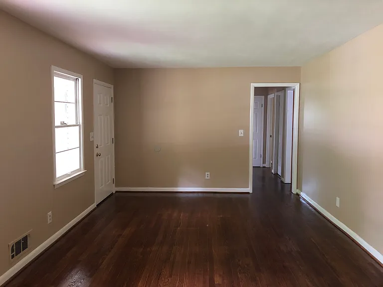1165 Sharonton Dr — Photo 16