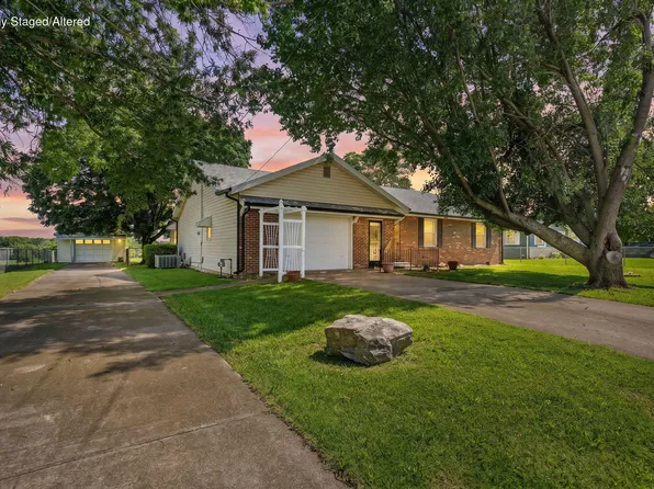 800 E Prairie Lane, Ash Grove, MO 65604