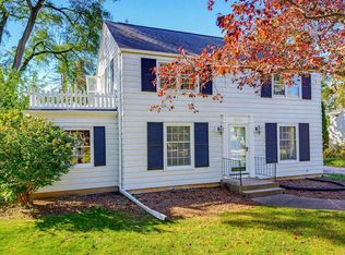 7609 N Boyd Way, Fox Pt, WI 53217