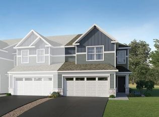 1074 Anmeadle Row, Rosemount, MN 55068
