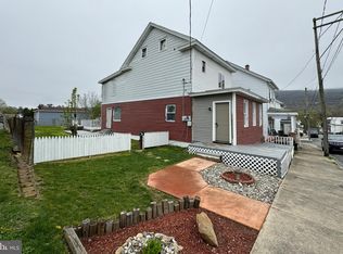 211 Tunnel St, Williamstown, PA 17098