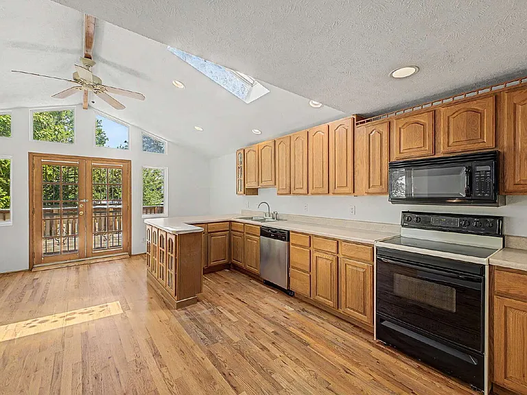 3151 W 25th Ave — Photo 9