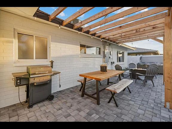 5th image of 8302 E Windsor Ave