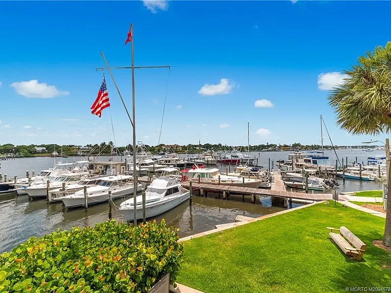 3901 SE Saint Lucie Blvd #49 — Photo 40