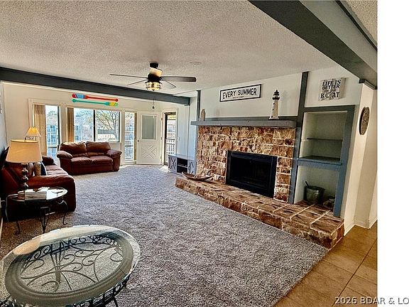 2nd image of 783 Winn Rd #5F