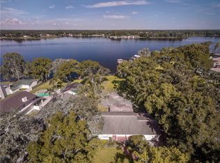 14746 Lake Magdalene Cir, Tampa, FL 33613