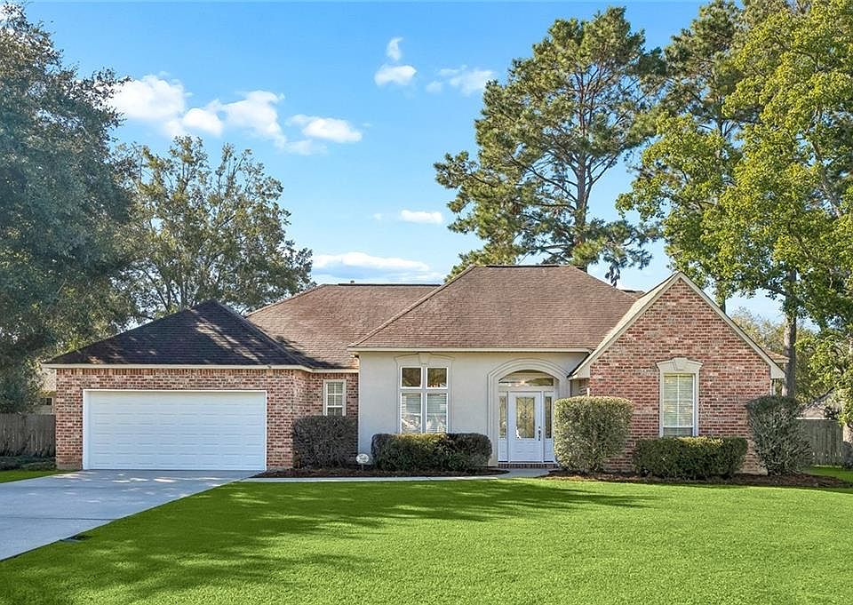 1st image of 960 Richmond Ct