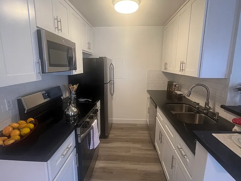Ridgegate Apartments — Photo 31