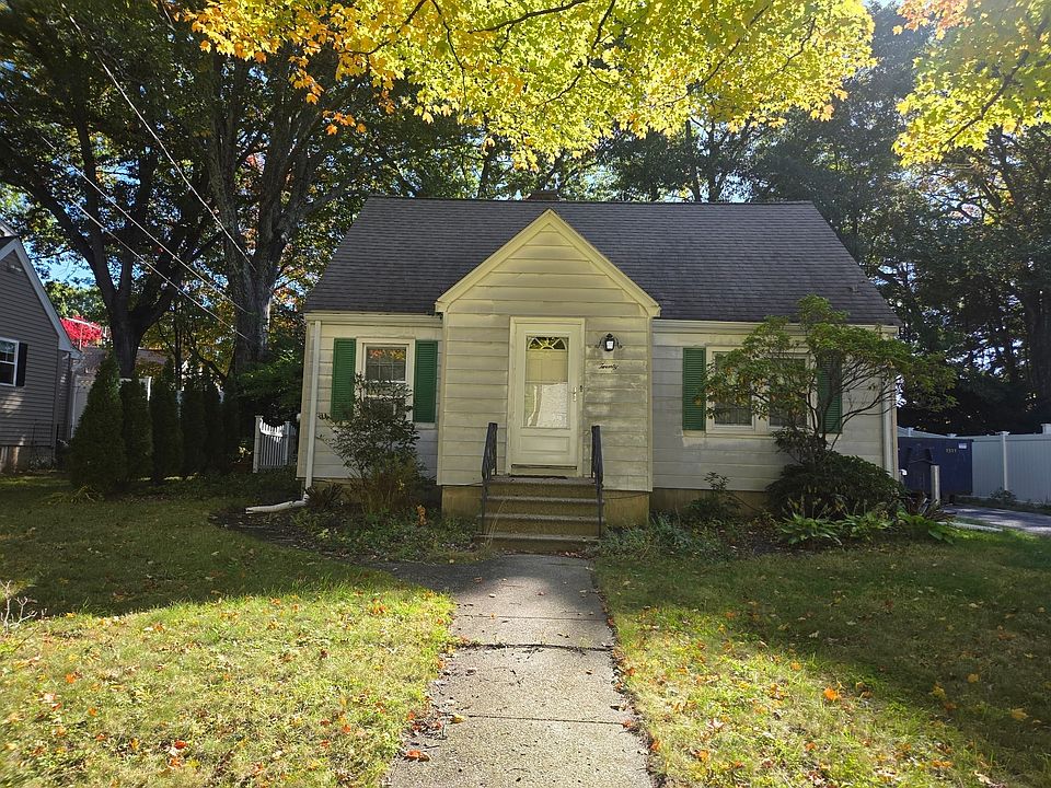 1st image of 20 Ridgewood Rd