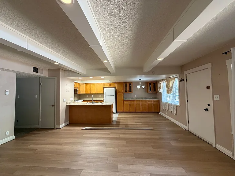 1128A Herbert Ave — Photo 9