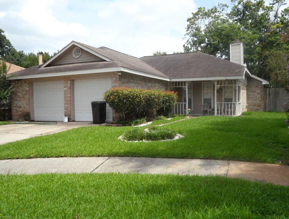 1st image of 310 Village Creek Dr