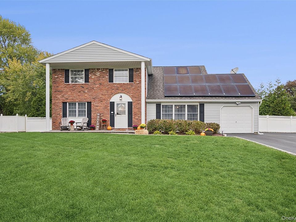 1st image of 25 Hilltop Drive