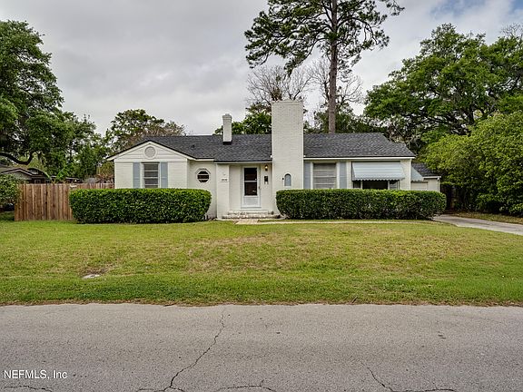 2nd image of 3806 ORLANDO Circle W