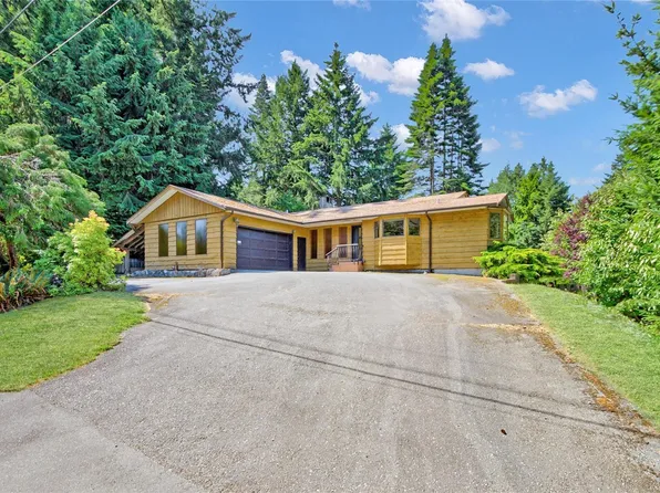 1051 Glen Urquhart Dr, Courtenay, BC V9N 3Y3