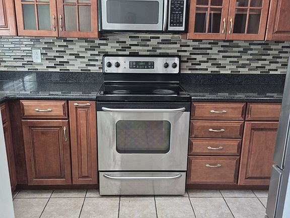2nd image of 363 N Temple Dr