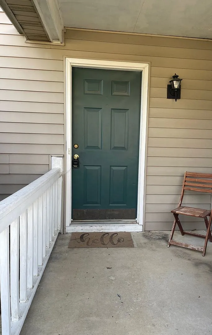 3 Bd 1.5 Ba with 2 car garage — Photo 2