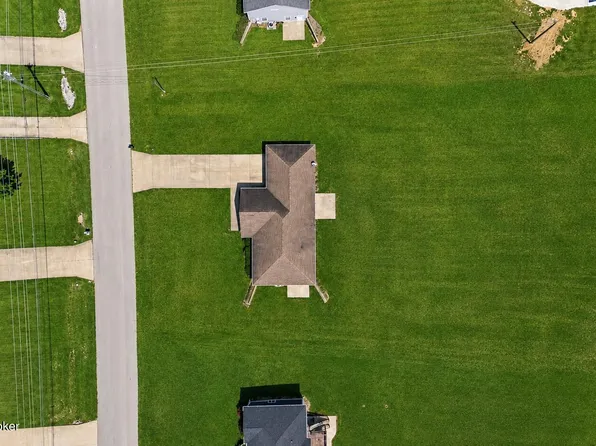 176 Graceland Trl, Elizabethtown, KY 42701