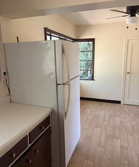 1446 Sulphur Springs Ave — Photo 10
