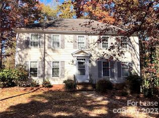 418 Kingsley Dr, Charlotte, NC 28270