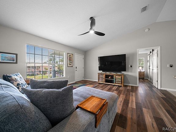 3rd image of 11275 W Pool Ct