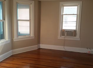318 W Blancke St #2, Linden, NJ 07036