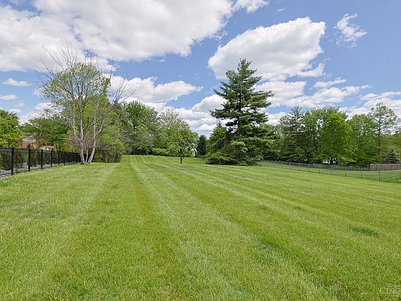 3rd image of 10380 Deerfield Rd