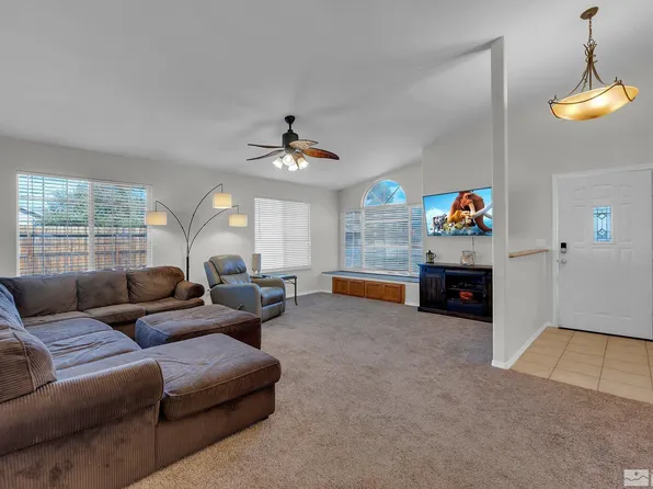 2031 Flycatcher Dr, Sparks, NV 89441