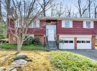 733 Washington Ave, Chappaqua, NY 10514