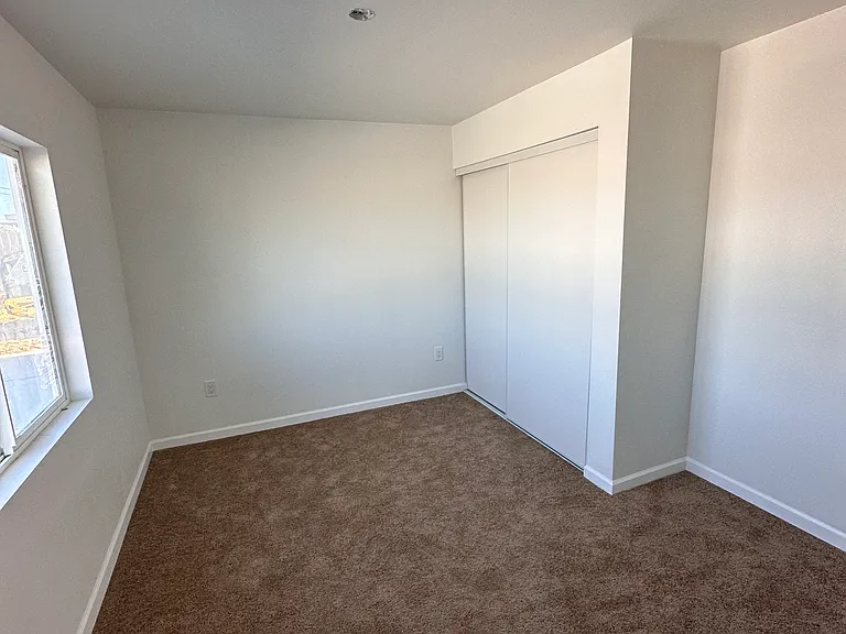 16476 Yucca St — Photo 9